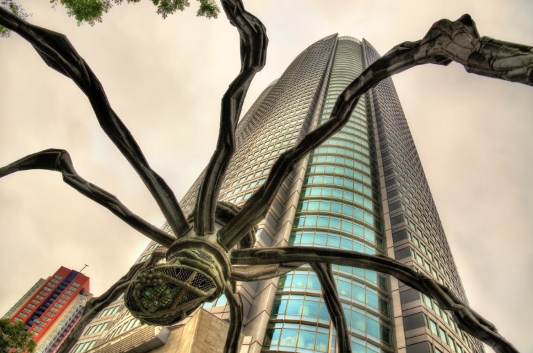 Maman Sculpture